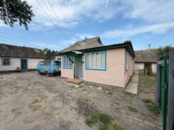 Продаж будинку в с.Руська Поляна біля лісу Русская Поляна