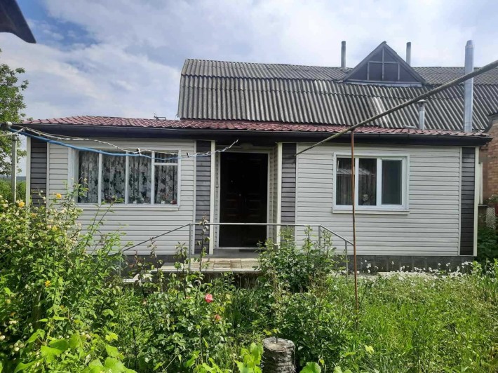 Продається 1/2 будинку в м. Корсунь-Шевченківський - фото 1