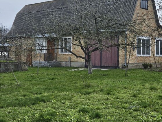 ПРОСТОРЕ домоволодіння з ВЕЛИЧЕЗНОЮ ділянкою 20сот. Держпрограма Корсунь-Шевченковский