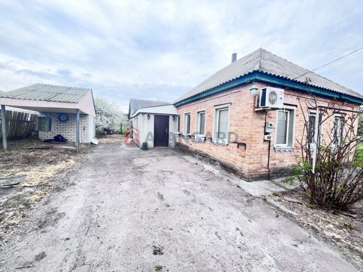 Продається будинок в с. Р.Поляна по вул. Незалежності. - фото 1