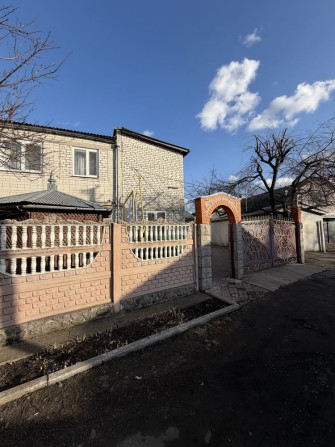 Продаж будинку в с. Мошни! 30 км від Черкас! Косметичний ремонт - фото 1