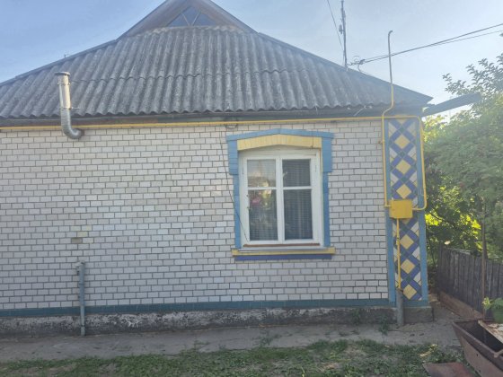 Будинок (3 кімнати)85,5кв.м із земельною ділянкою 0,2355га