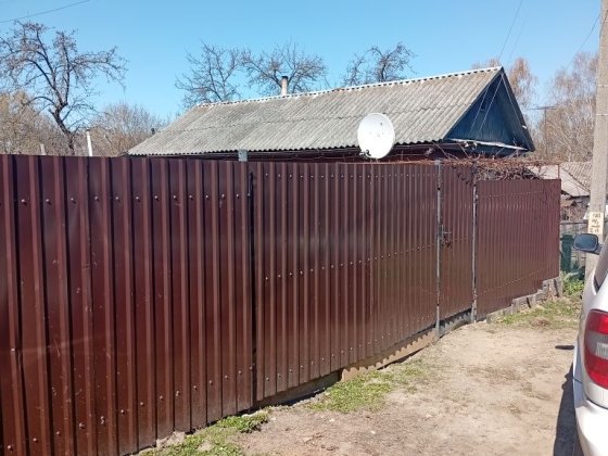 Продам будинок з усіма зручностям земля приватизованаи Новгород-Северский