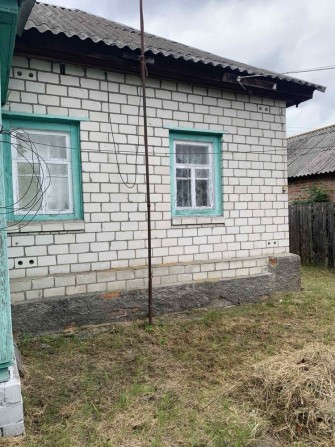 Продам дачний будинок в мальовничому місті - фото 1