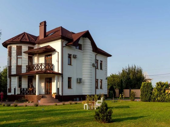 Продаж сучасного будинку з ремонтом 350м2+ 15 сот на Мальованці Заволока