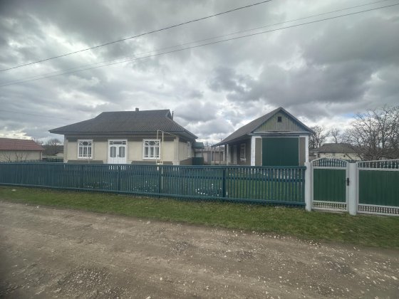 Продається будинок в с. Росошани, Чернівецька обл. Кельменці