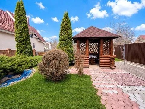 Оренда ОКРЕМОГО БУДИНКУ, 5 кімнат, Двір, парковка - фото 1