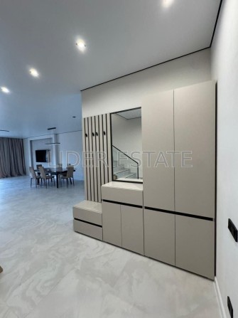 Оренда 3-кімн. таунхауса, 140 м² в New Village - фото 1