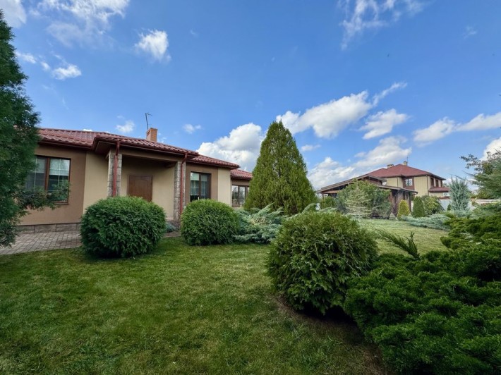 Продам свой дом Владимировское + гостевой дом, басейн,  15 сот - фото 1