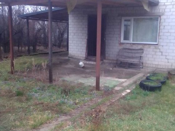 продам дом-дачу в районе военного городка Ростуще