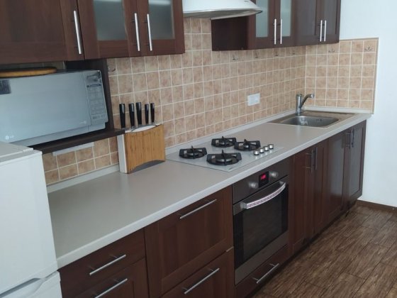 Оренда 1к новобудови на Озерній.Укомплектована.Діток і не великих тварин можна. Хмельницький
