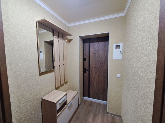 Оренда 1 кімнатноі  квартири в центрі на Толстого Первомайськ