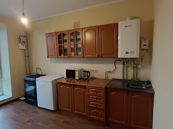Терміново 3 кімн. кв. з газовим опаленням, можно з дітьми та тваринами Буча