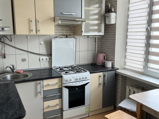 Оренда 1кім. квартири по Пр-ту Незалежності,ціна280дол. Черновцы