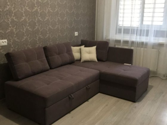 Оренда 1 кім квартири біля р. Дніпро( Козацька ,5)