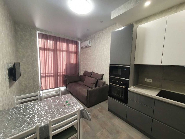 Аренда 3к квартиры 70м2 в жилом комплексе  IQ HOUSE.Инвертор - фото 1