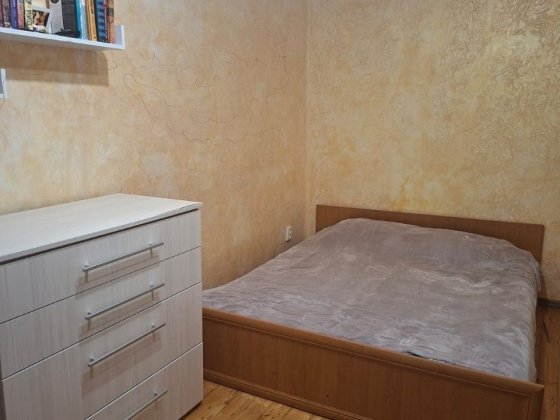 Здається 1-кімнатна квартира, 32 м², з ремонтом  Вільна з 30 травня, перегляд можливий раніше. Запоріжжя