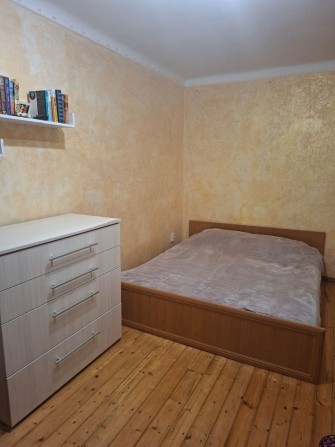 Здається 1-кімнатна квартира, 32 м², з ремонтом  Вільна з 30 травня, перегляд можливий раніше. - фото 1
