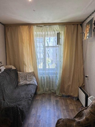 Продам 2 кімнати в гуртожитку м-в Незалежності - фото 1