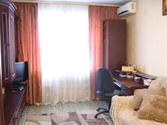 Продається кімната в гуртожитку  центр Борисполя  Бежівка 1 Бориспіль