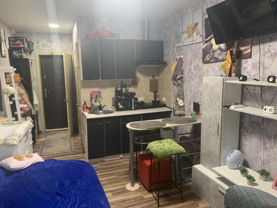 Продається житловий блок в тихому районі міста Бровары