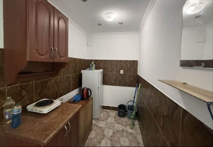 Продаж кімнат в гуртожитку вул. Іванни Блажкевич, район Дружба - фото 1