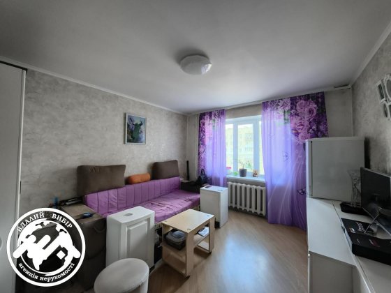 Продаж кімнати в гуртожитку