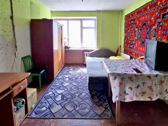 Продам комнату 6\ 9 по  ул.Исторической! Запорожье