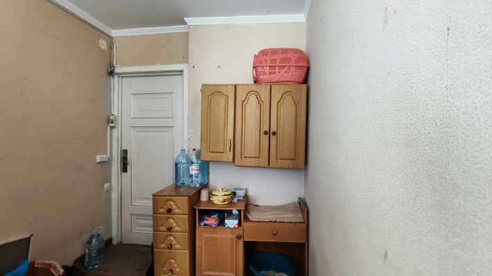 Продам комнату в коммунальной квартире ул. Новаторов / Адмиральский проспект - фото 1