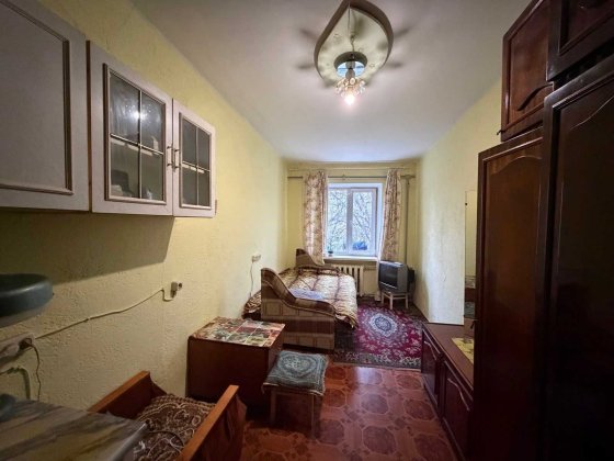 Продам комнату в коммуне на Черёмушках, ул. Филатова / Варненская. Одесса