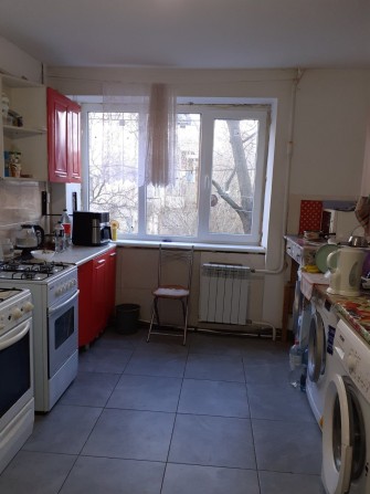 Продам комнату в комунне .Черемушки - фото 1