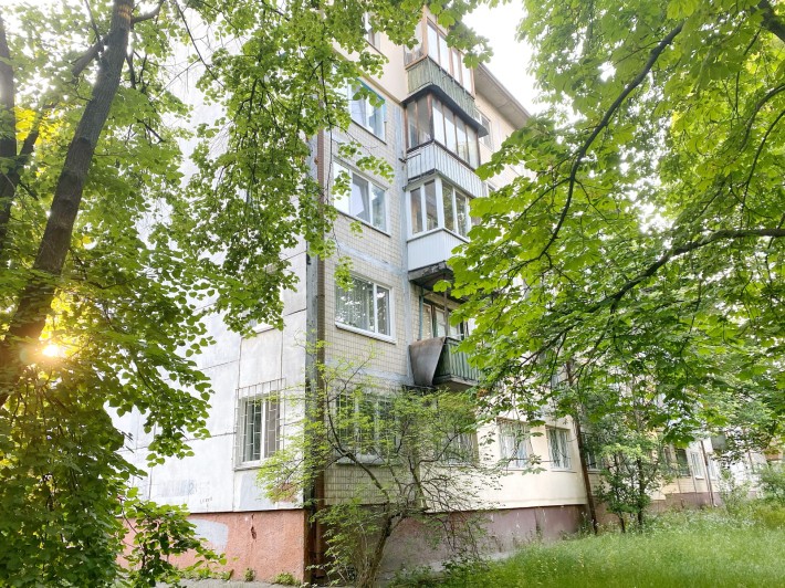 Продаж 2-к квартири вул Турчина Игоря (Блюхера) 10 біля метро Сирець та Нивки - фото 1