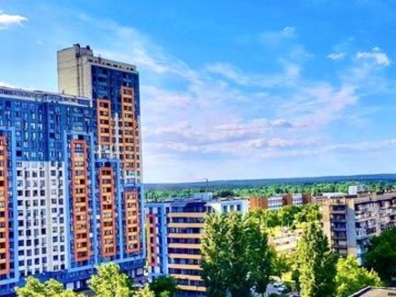 Продаж 2-к квартири вул. Богатирська 6а Київ