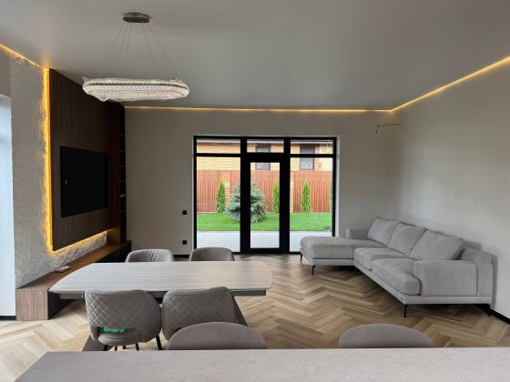Будинок (від зубудовника) 140 м² та 5.5 соток Селекціонер | 7 км до метро Славутич | Осокорки