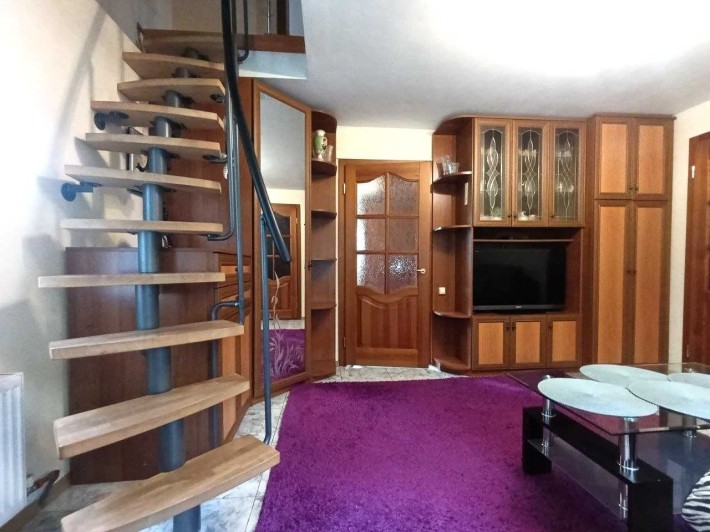 Без комісії! Продам будинок із ремонтом на Осокорках, ст.м.Славутич! - фото 1