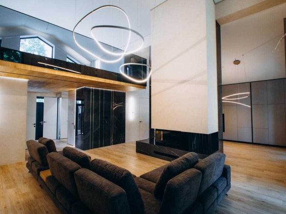 Вишуканий будинок з новим ремонтом! КМ Park Residence| Буча | Ліс