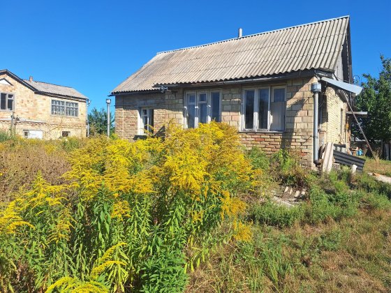 Будинок 90 м+9 с (або +18соток) міські комунікації м.Бориспіль
