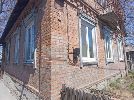 Цегляний будинок на  Реєвці Кременчуг