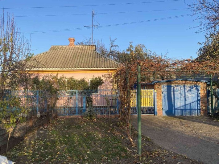 Будинок  на Петрівці - фото 1