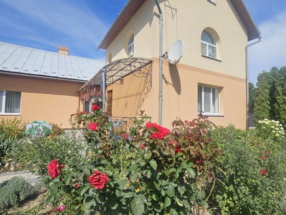 Продається будинок,  м. Надвірна. Івано-Франківськ