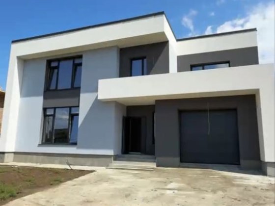 Терміновий продаж Окремий будинок з басейном та сауною гаражем чорновий ремонт , особняк , розтермін Івано-Франківськ