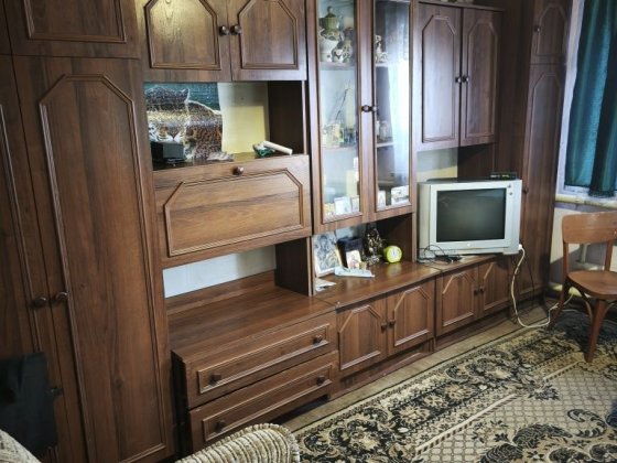 Продаж будинку в предмісті. Суми