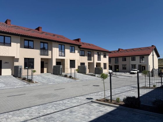 Продам котедж від забудовника р-н На Щасливому Ровно
