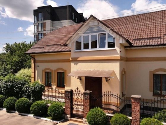 Власник Продам будинок (дом, гараж Ровно