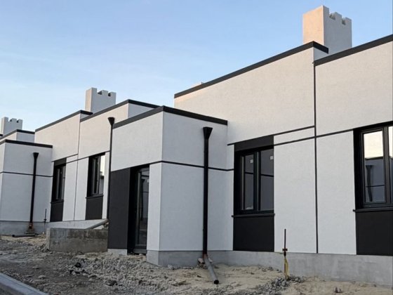 Продам топовий 3к котедж в класній локації! Ровно
