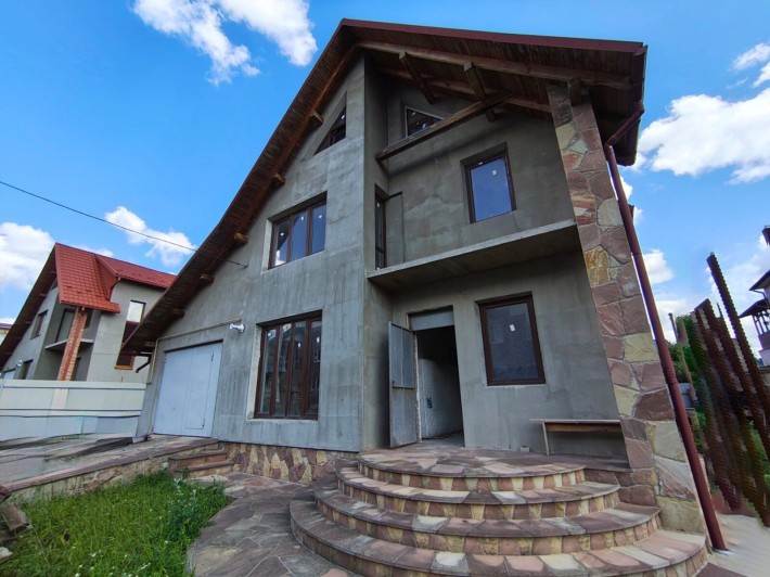 Продаж Чудового будинку по вул. Микулинецькій - фото 1