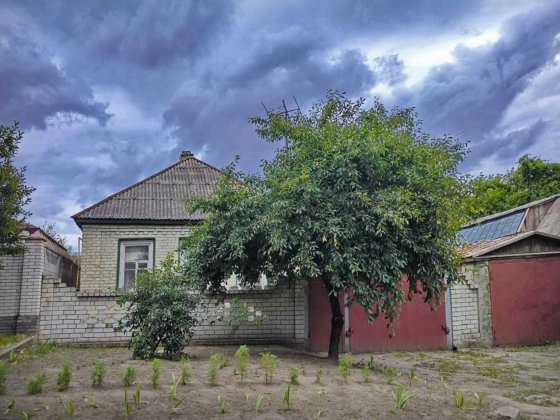 Продаж  будинку і земельної ділянки в районі *к-тр МИР* Черкассы