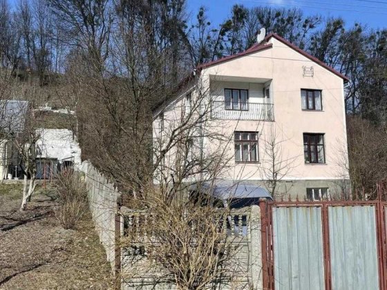 Продаж, будинку по вулиці Митрополита Липківського, місто Львів. Львов