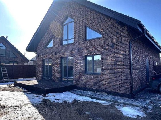 Дуплекс від Забудовника у Баварському стилі 2.5 сотки, 110 м2, 4 кімнати , Розвинутий район
