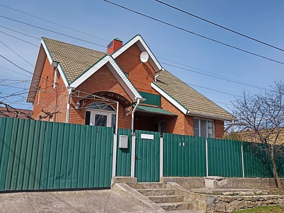 Продаю Дом в Терновке новой постройки 120м²